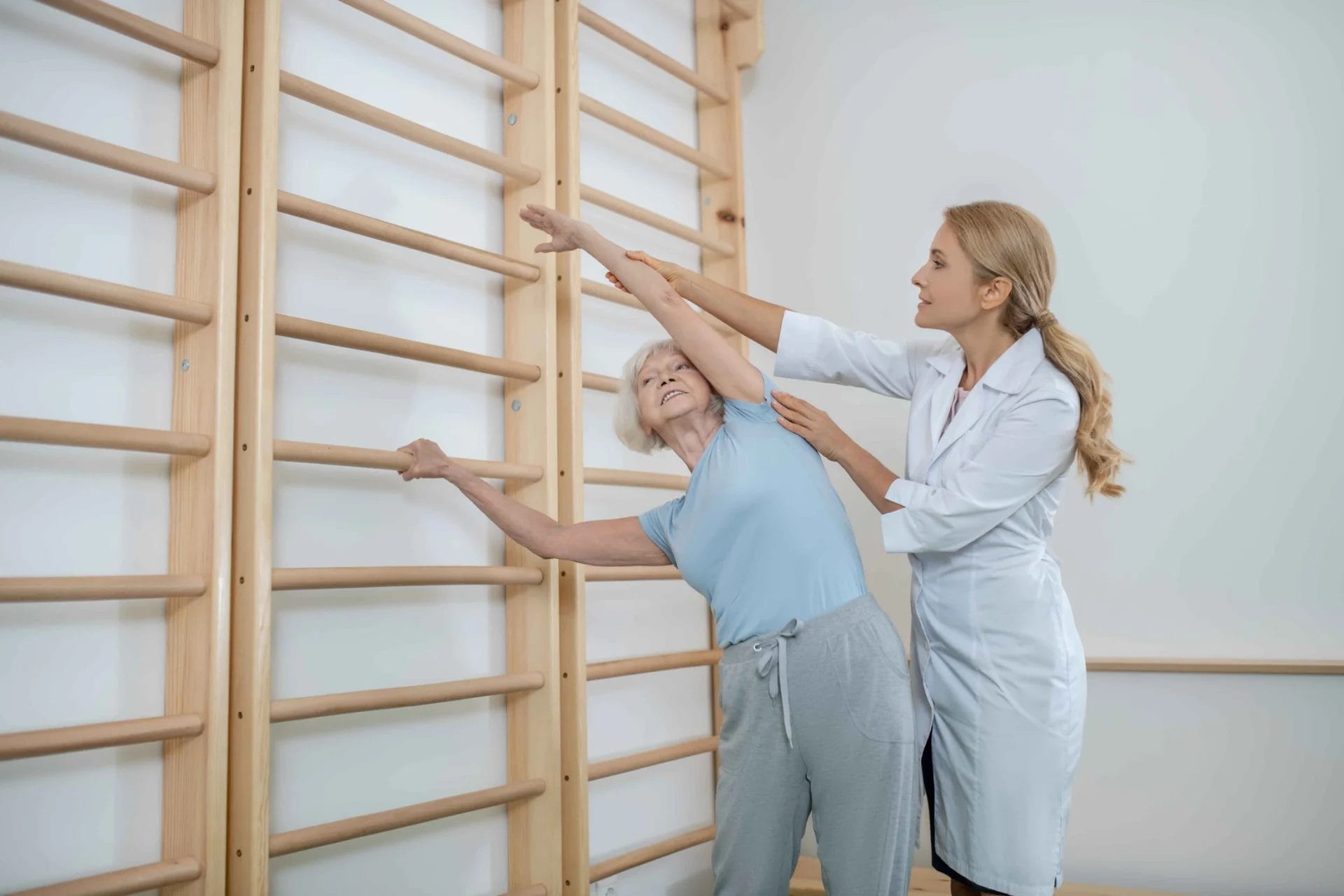 Qué equipamiento necesito para abrir un consultorio de fisioterapia en Ecuador